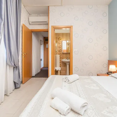 Hotel Donatello 3*