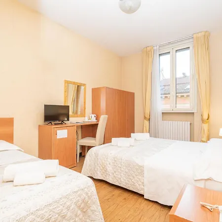 Donatello Hotel 3*