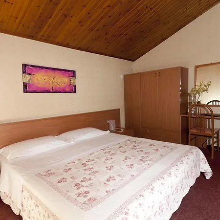 Hotel Donatello 3*